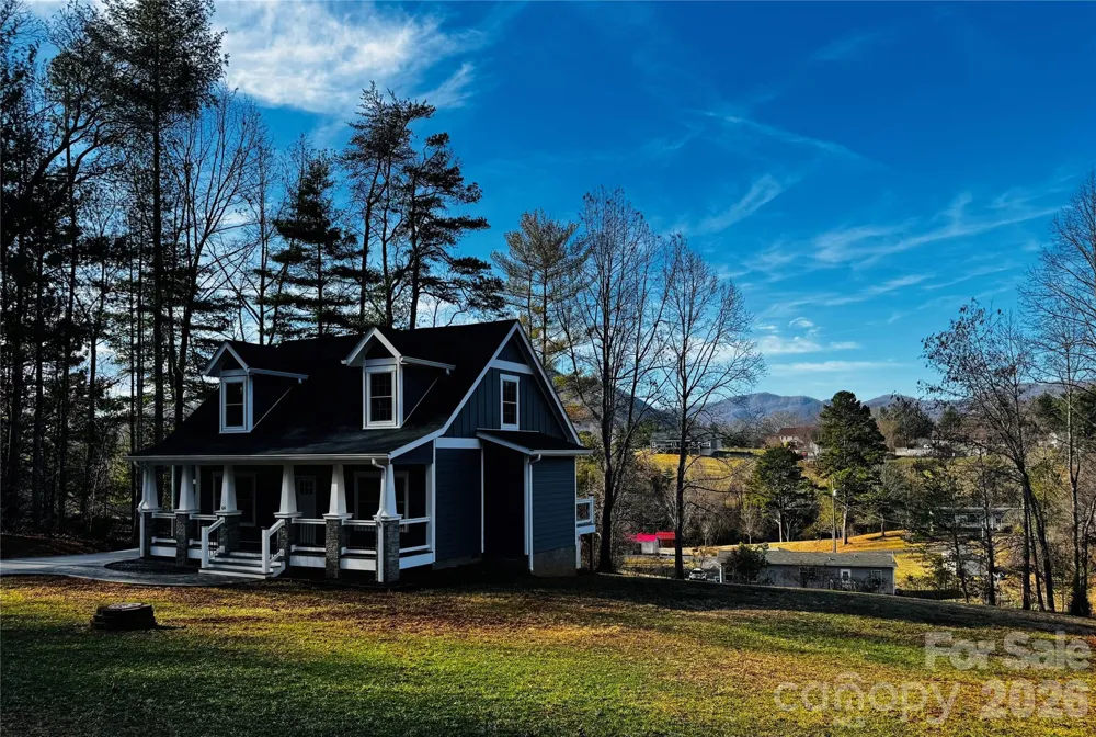 426 Shadow Wood Drive Leicester, NC 28748
