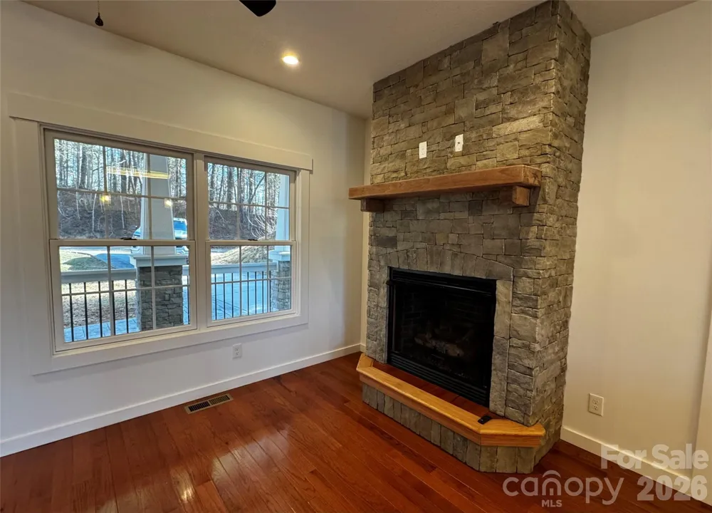 426 Shadow Wood Drive Leicester, NC 28748