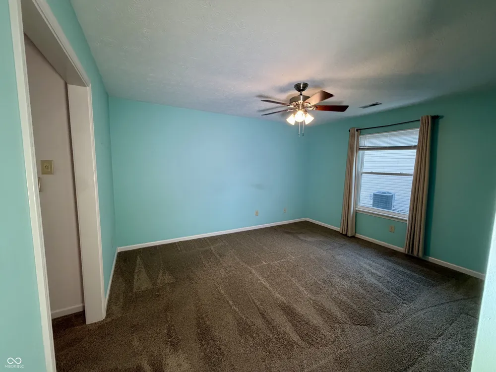 1019 E Killian Drive Mooresville, IN 46158