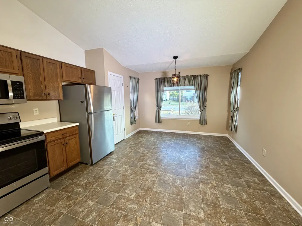 1019 E Killian Drive Mooresville, IN 46158