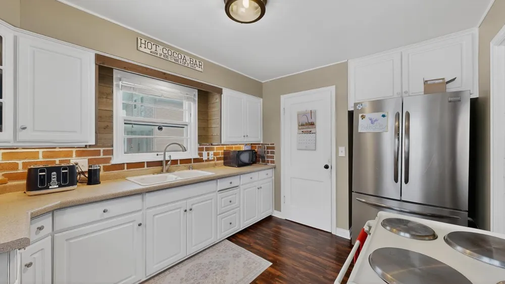 305 Mantorville Avenue Kasson, MN 55944