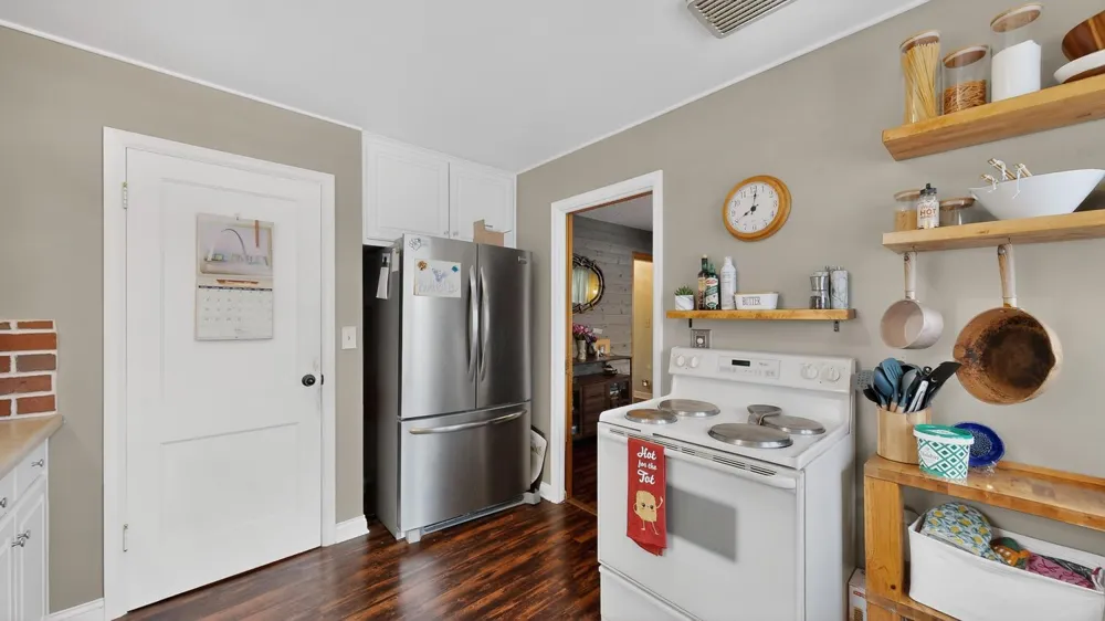305 Mantorville Avenue Kasson, MN 55944