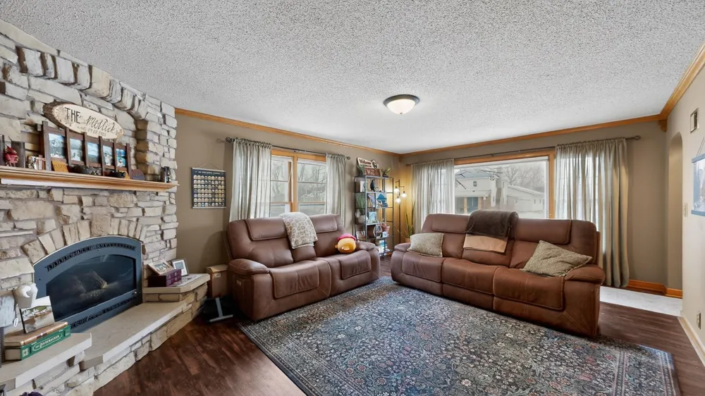 305 Mantorville Avenue Kasson, MN 55944