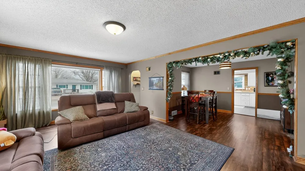 305 Mantorville Avenue Kasson, MN 55944