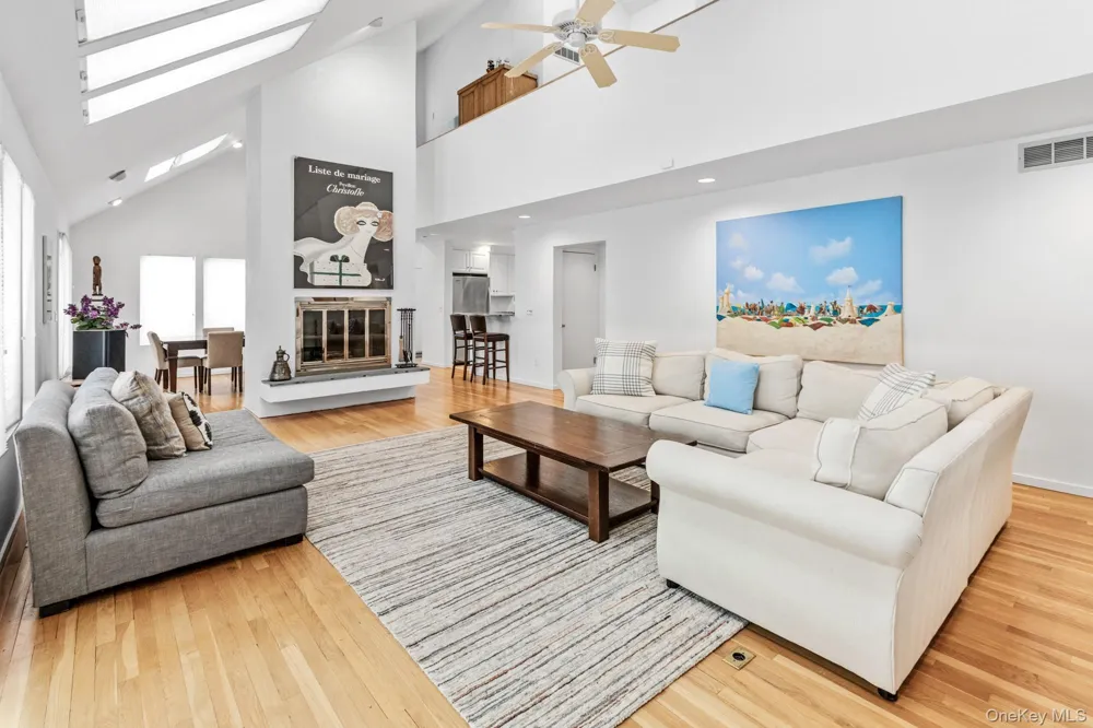 34 Park Circle Quogue, NY 11959