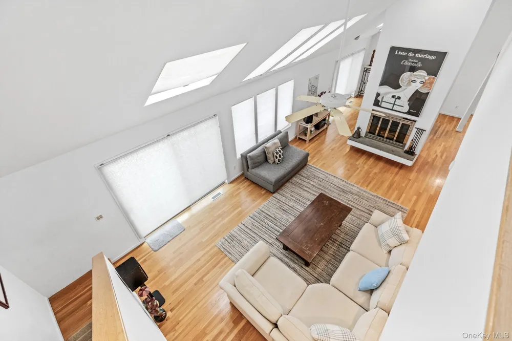 34 Park Circle Quogue, NY 11959
