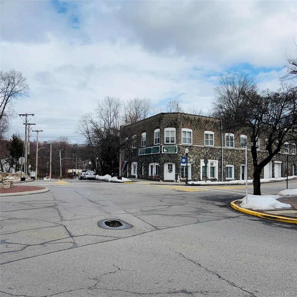 Between 229 and 231 Westchester Avenue Buchanan, NY 10511