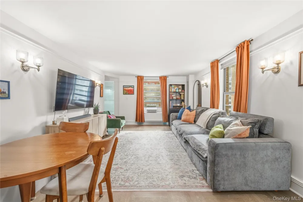 111 E 88th Street #10F New York (Manhattan), NY 10128