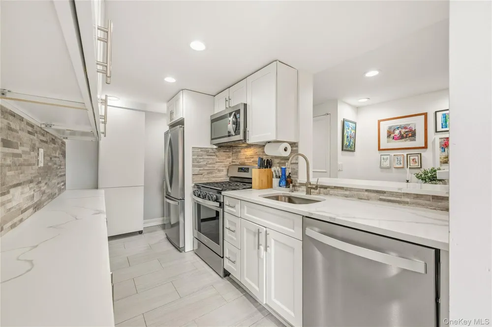 111 E 88th Street #10F New York (Manhattan), NY 10128