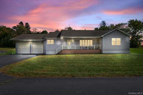 1 Van Avenue