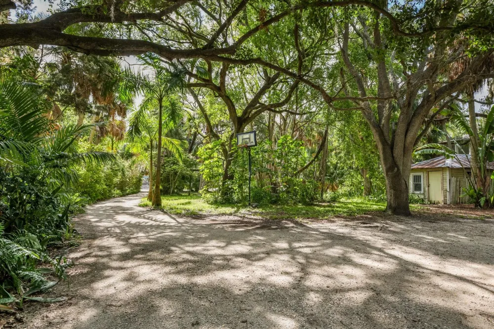 3301 BAY SHORE ROAD Sarasota, FL 34234