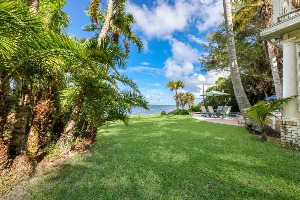 3301 BAY SHORE ROAD Sarasota, FL 34234