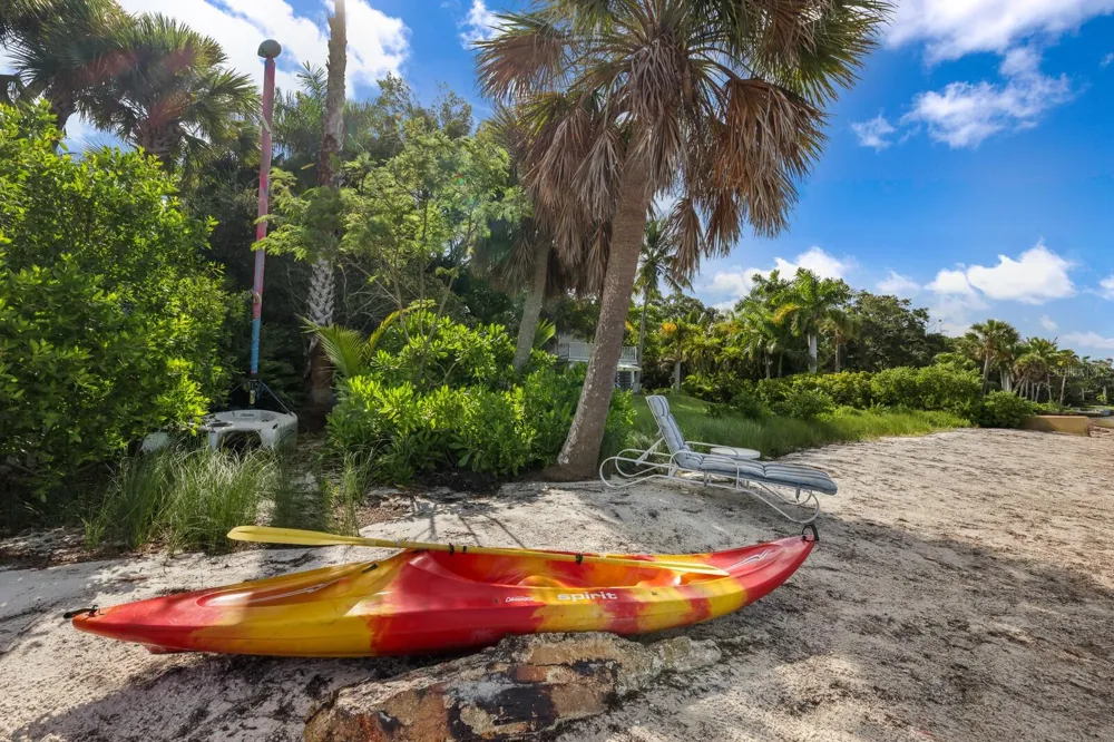 3301 BAY SHORE ROAD Sarasota, FL 34234