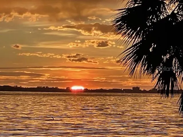 3301 BAY SHORE ROAD Sarasota, FL 34234