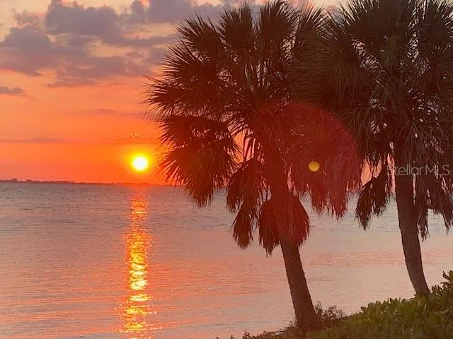 3301 BAY SHORE ROAD Sarasota, FL 34234