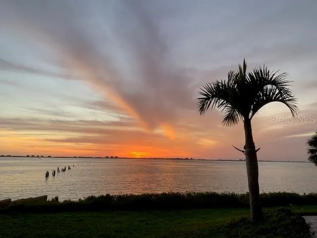 3301 BAY SHORE ROAD Sarasota, FL 34234