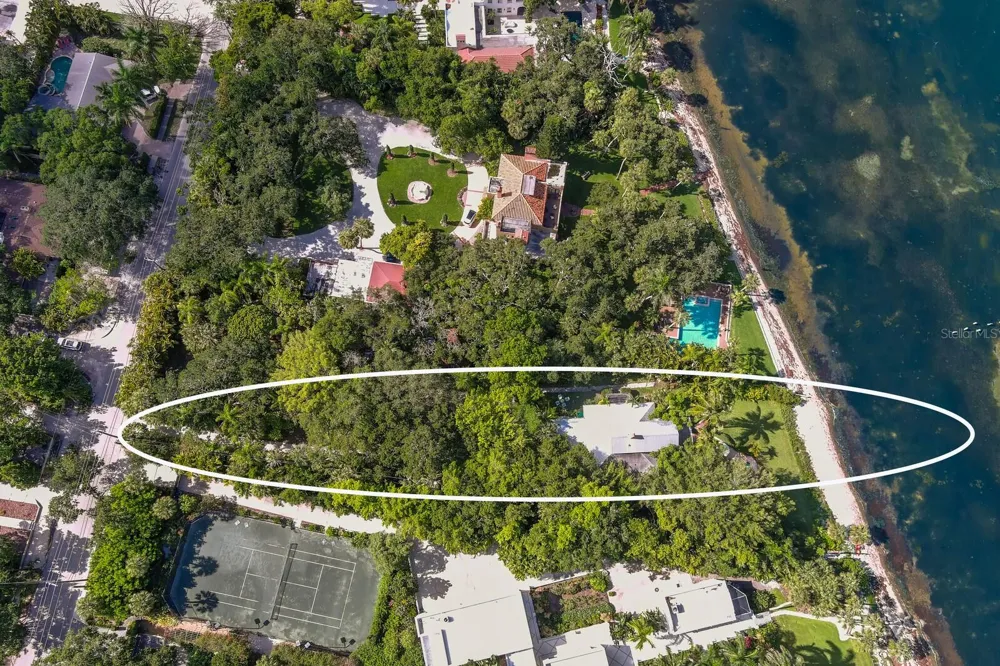 3301 BAY SHORE ROAD Sarasota, FL 34234
