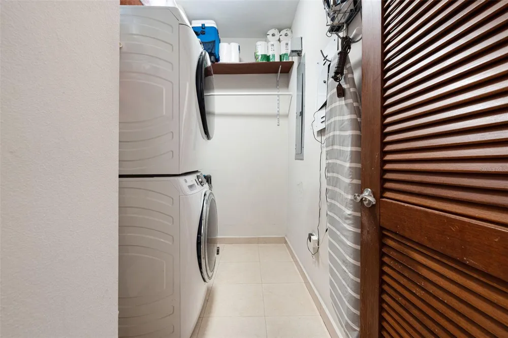 1 PALMA REAL AVE. #2 A6 Guaynabo, PR 00969