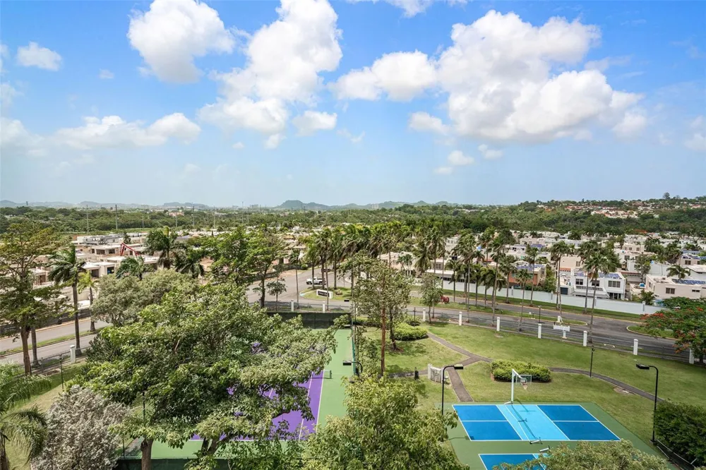 1 PALMA REAL AVE. #2 A6 Guaynabo, PR 00969