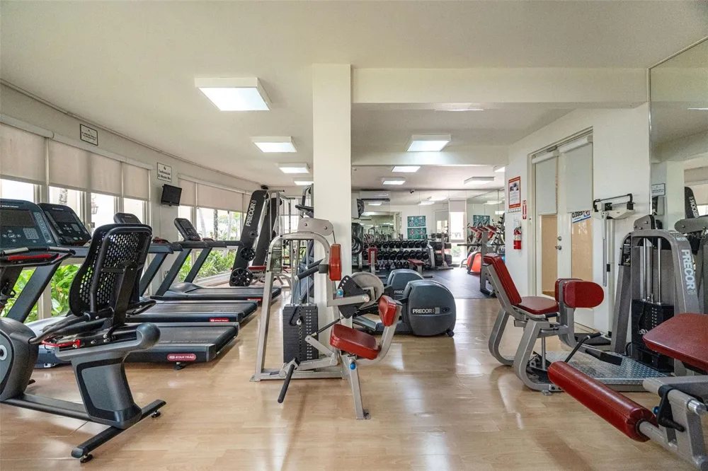 1 PALMA REAL AVE. #2 A6 Guaynabo, PR 00969
