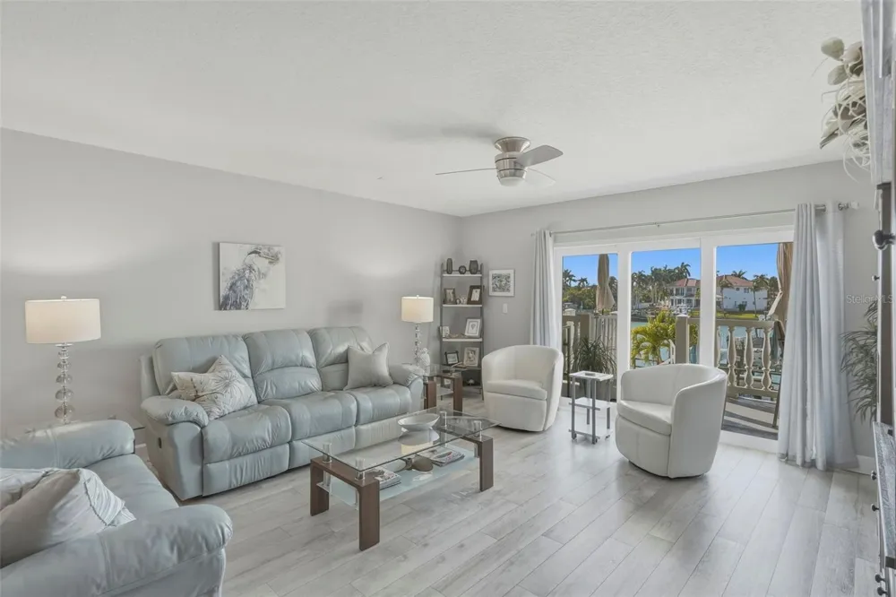 544 PINELLAS BAYWAY S #TH13 Tierra Verde, FL 33715