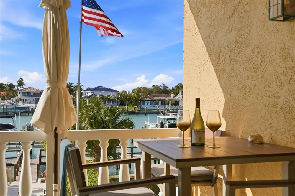 544 PINELLAS BAYWAY S #TH13 Tierra Verde, FL 33715