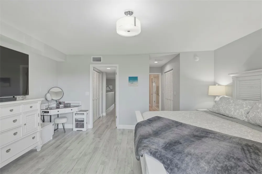 544 PINELLAS BAYWAY S #TH13 Tierra Verde, FL 33715