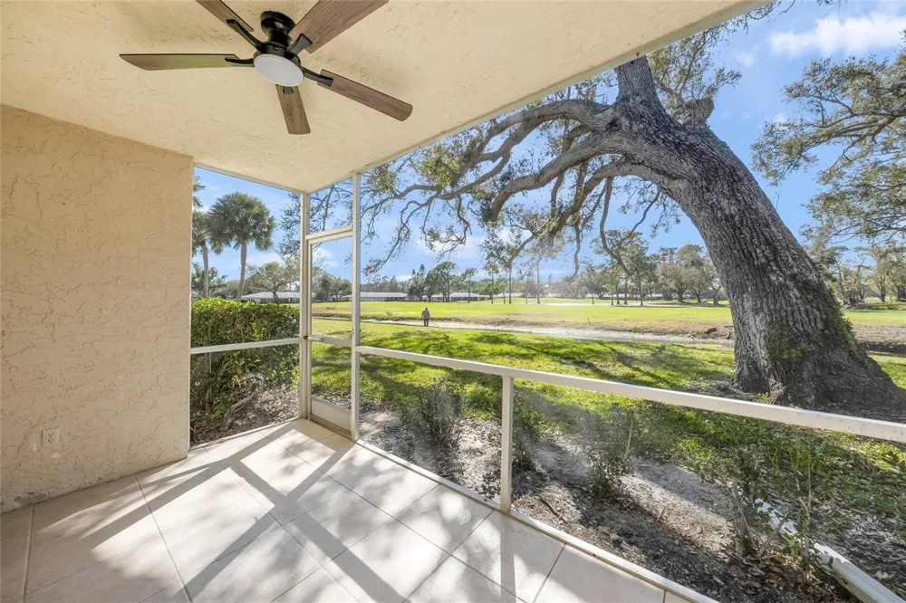 7860 PALM AIRE LANE #105 Sarasota, FL 34243