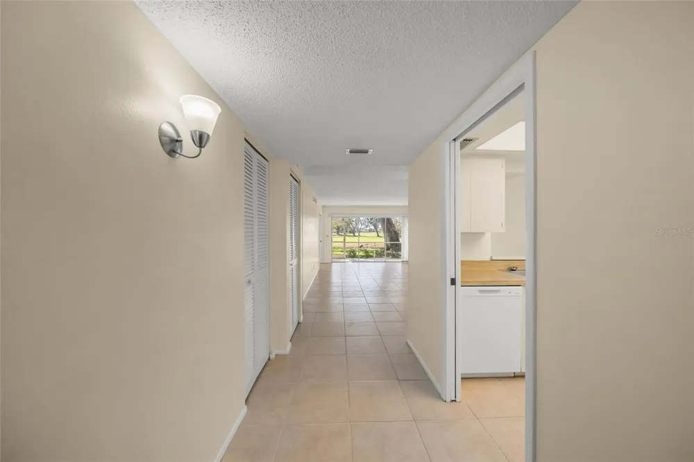 7860 PALM AIRE LANE #105 Sarasota, FL 34243