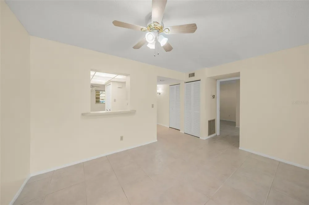 7860 PALM AIRE LANE #105 Sarasota, FL 34243