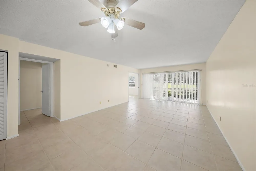 7860 PALM AIRE LANE #105 Sarasota, FL 34243