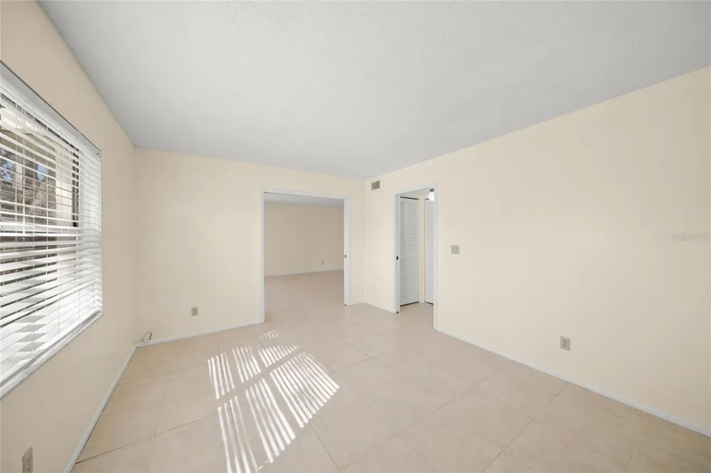 7860 PALM AIRE LANE #105 Sarasota, FL 34243