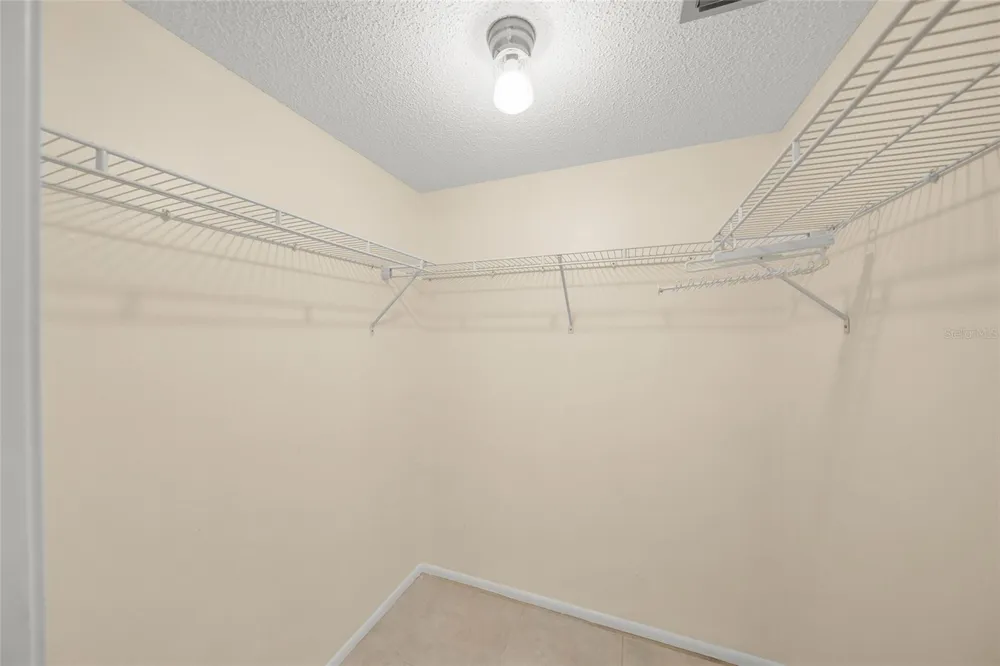 7860 PALM AIRE LANE #105 Sarasota, FL 34243