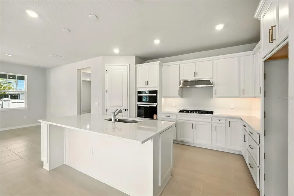 276 SUMMER PINE STREET Winter Garden, FL 34787