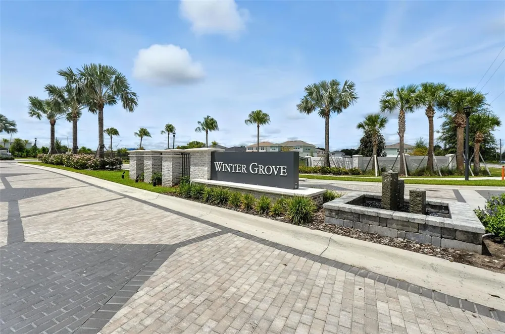 276 SUMMER PINE STREET Winter Garden, FL 34787