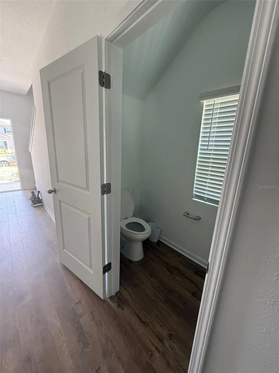 4984 BIG PINE DRIVE Jacksonville, FL 32218
