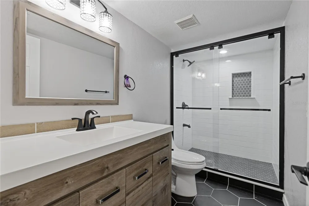 1621 NE 2ND STREET #302 ocala, FL 34470