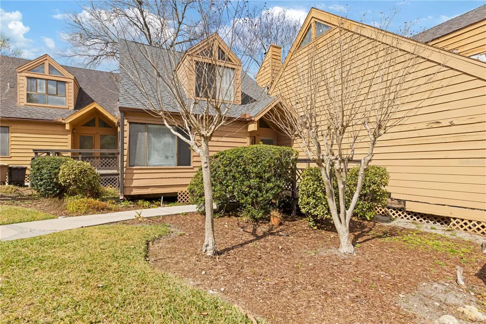 1621 NE 2ND STREET #302 ocala, FL 34470