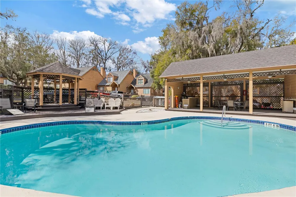 1621 NE 2ND STREET #302 ocala, FL 34470