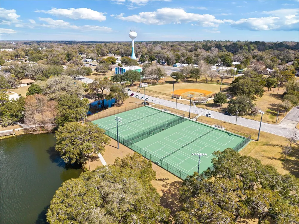 1621 NE 2ND STREET #302 ocala, FL 34470