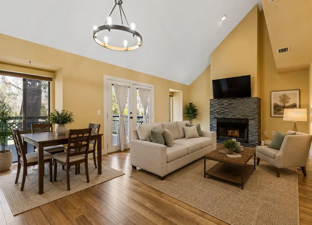 1621 NE 2ND STREET #302 ocala, FL 34470