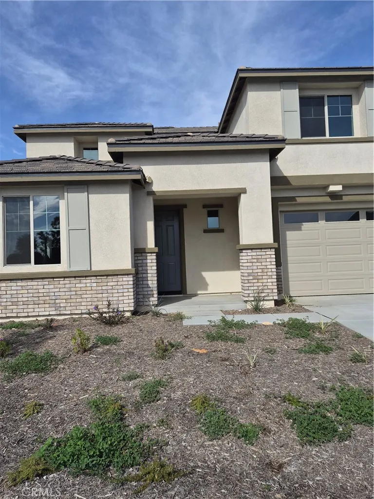 748 SPYGLASS COURT Perris, CA 92571