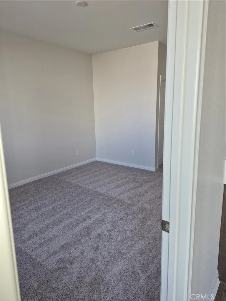 748 SPYGLASS COURT Perris, CA 92571