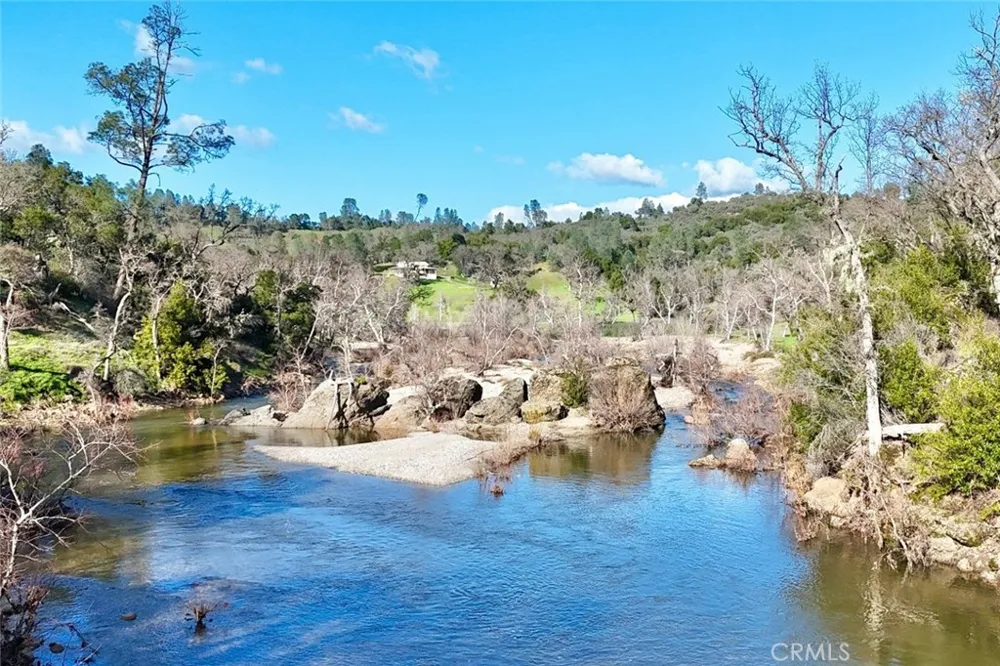 76450 Deer Pass Road Bradley, CA 93426