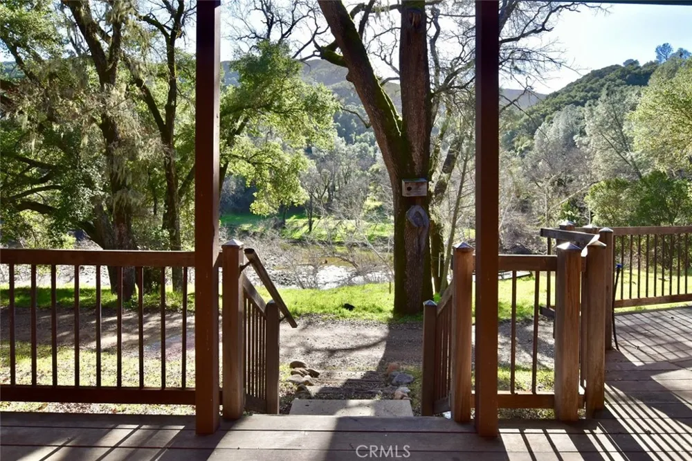 76450 Deer Pass Road Bradley, CA 93426