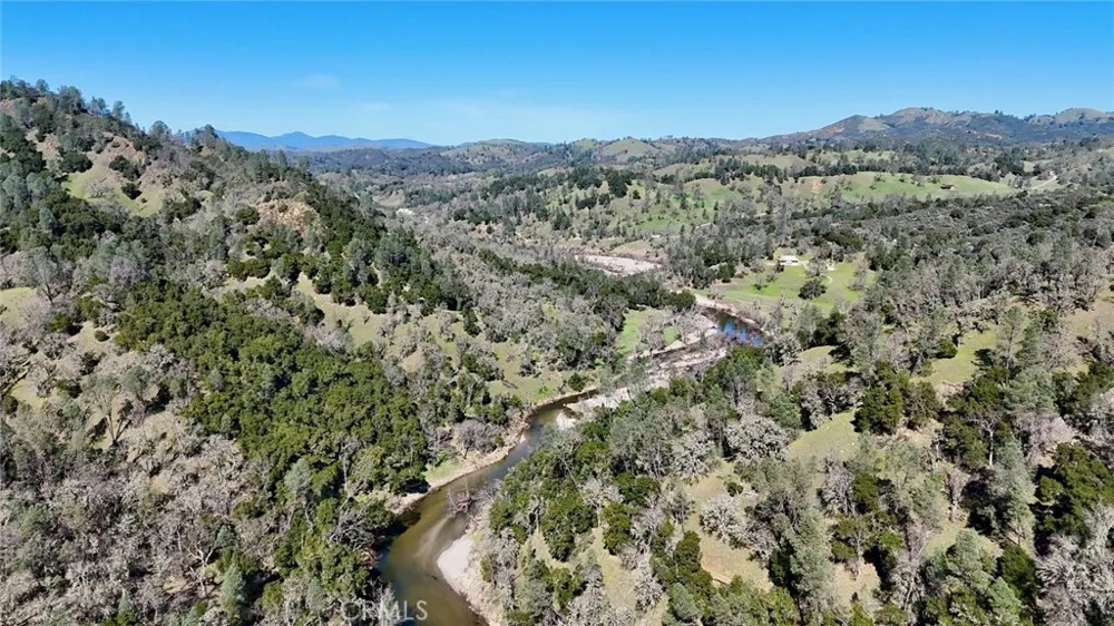 76450 Deer Pass Road Bradley, CA 93426