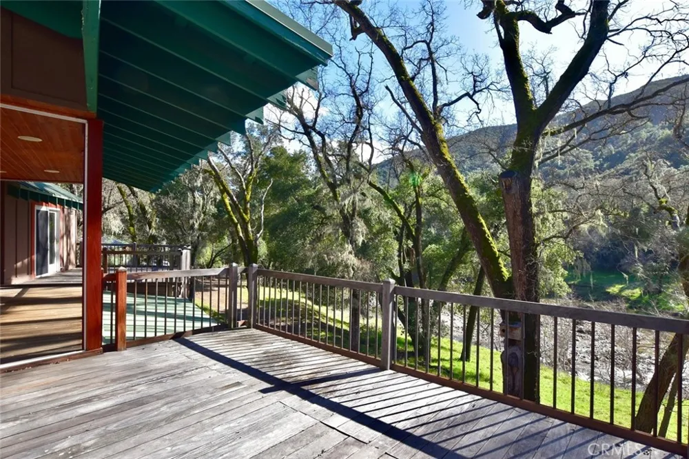 76450 Deer Pass Road Bradley, CA 93426