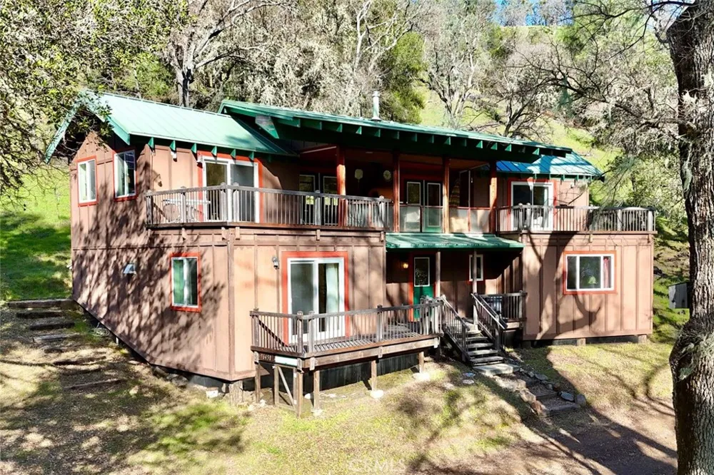 76450 Deer Pass Road Bradley, CA 93426