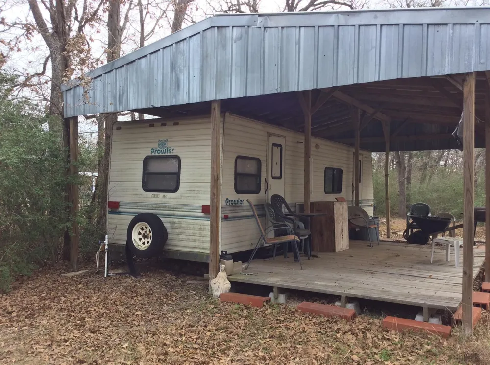 320 Alvina Ulich Street Somerville, TX 77879