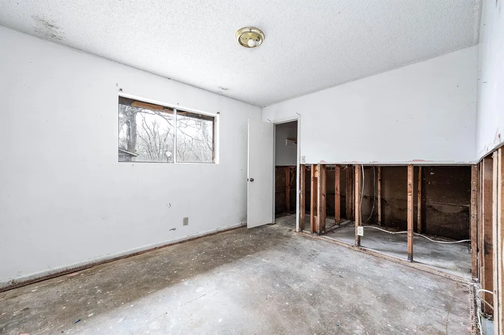 1431 County Road 934 Sweeny, TX 77480